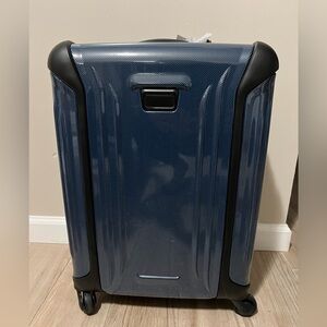 TUMI Vapor Continental 22" Carry On Hard Case Luggage Cobalt Blue NWT